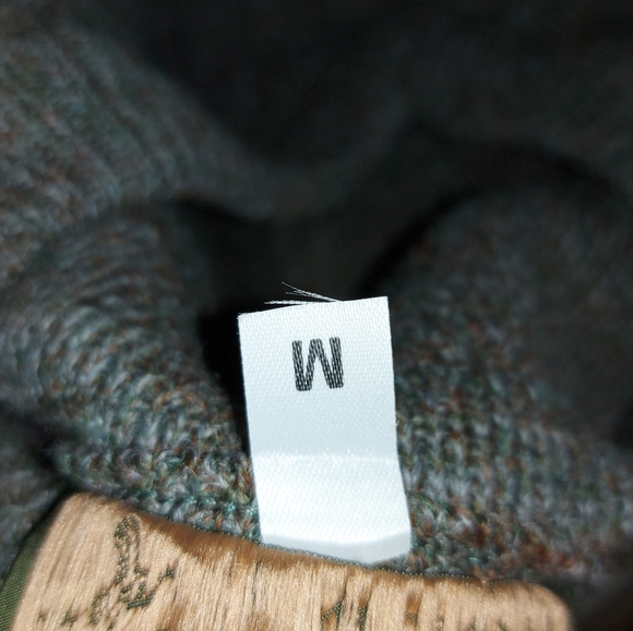 NIFFI ENGLAND| VINTAGE PURE WOOL AND SUEDE SWEATER (KHAKI GREEN COLOUR) - Picture 8 of 8